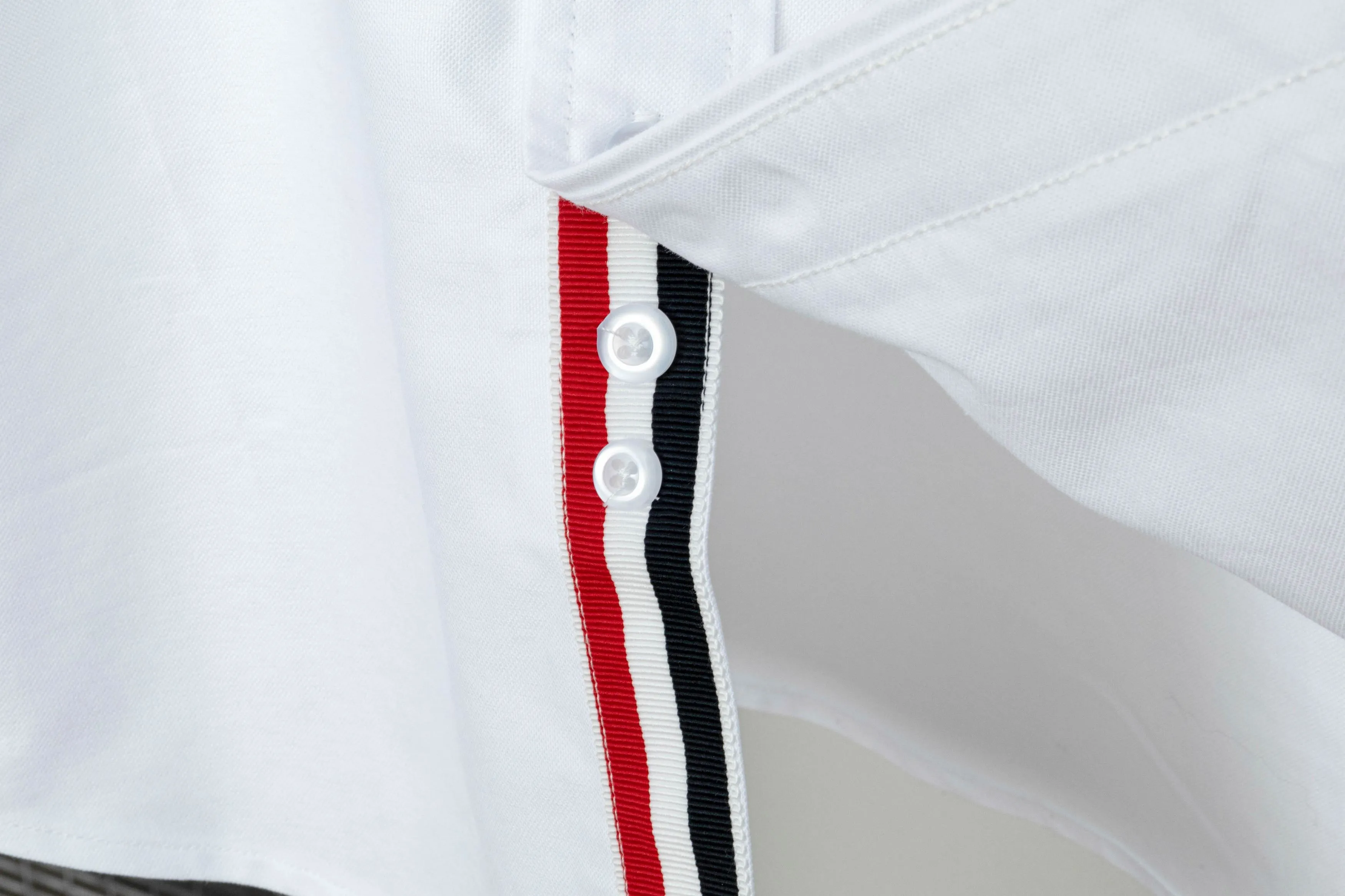 𝗧𝗵𝗼𝗺 𝗕𝗿𝗼𝘄𝗻𝗲 White 😌 Classic ～TB ， ， ！ ， 🕺 ！ ！ ， ， ， New Arrival， ～ ：White Light Blue Sizes：01234